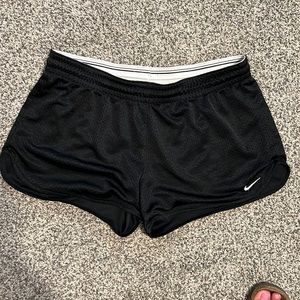Black Nike shorts